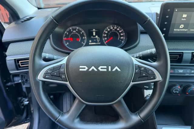 Dacia Sandero Stepway (2025) thumbnail 6
