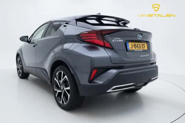 Toyota C-HR (2020) thumbnail 5