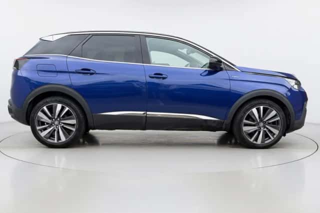 Peugeot 3008 (2017) thumbnail 6