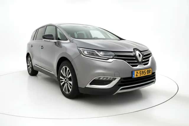 Renault Espace (2016) thumbnail 3