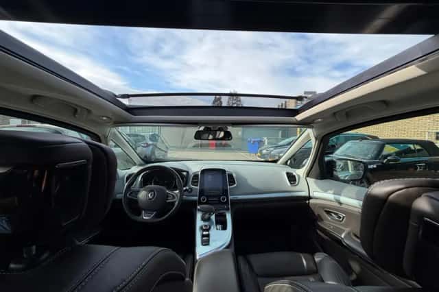 Renault Espace (2016) thumbnail 6