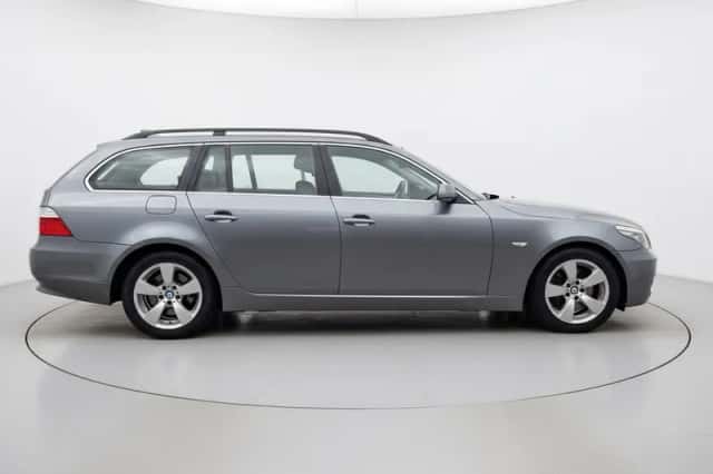 BMW 5-Serie (2008) thumbnail 2