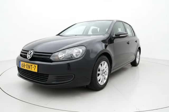 Volkswagen Golf (2012) thumbnail 1