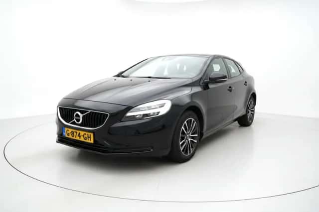 Volvo V40 (2019) thumbnail 1