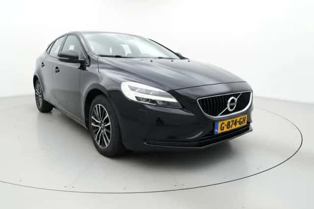 Volvo V40 (2019) thumbnail 3
