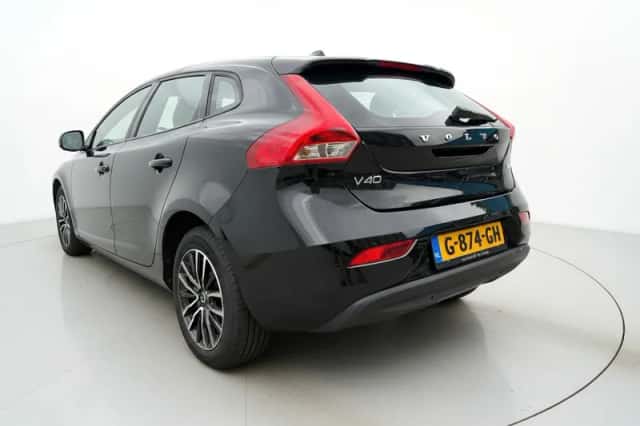 Volvo V40 (2019) thumbnail 5