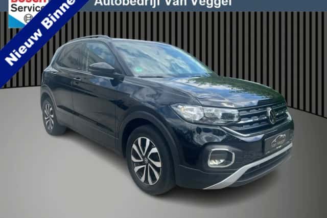 Volkswagen T-Cross (2023) thumbnail 1