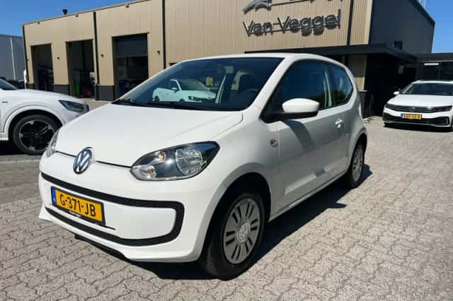 Volkswagen Up! (2016) thumbnail 4