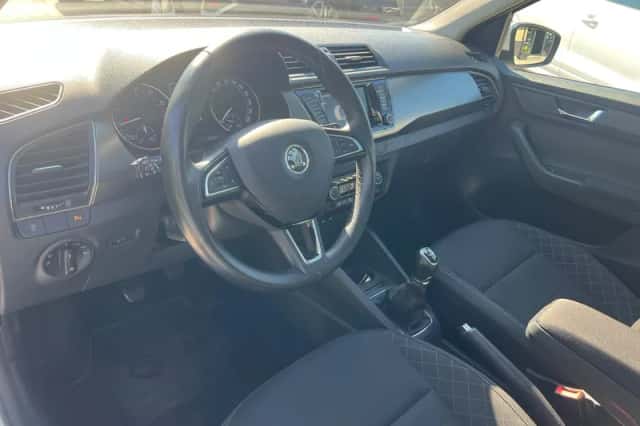 Škoda Fabia (2015) thumbnail 2