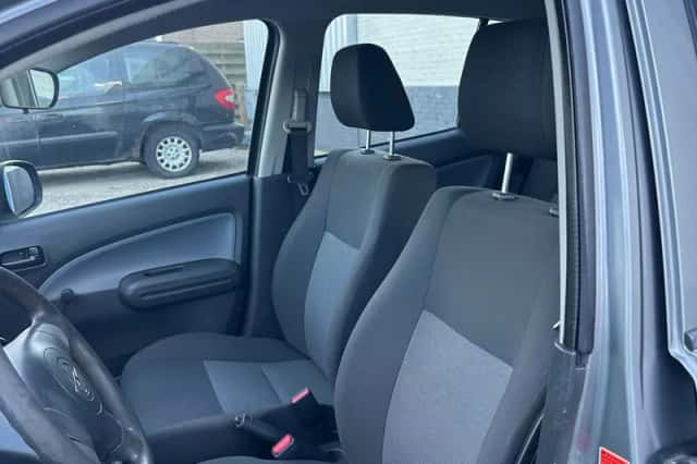 Opel Agila (2011) thumbnail 5