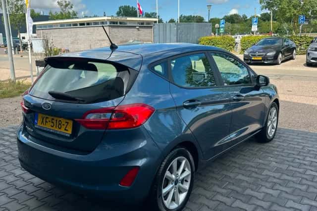 Ford Fiesta (2018) thumbnail 3