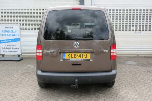 Volkswagen Caddy (2011) thumbnail 5