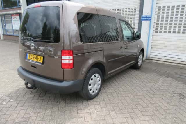 Volkswagen Caddy (2011) thumbnail 6