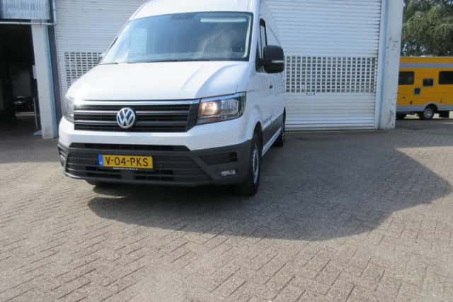 Volkswagen Crafter (2021) thumbnail 1