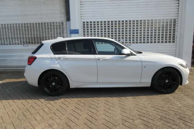 BMW 1-Serie (2017) thumbnail 3
