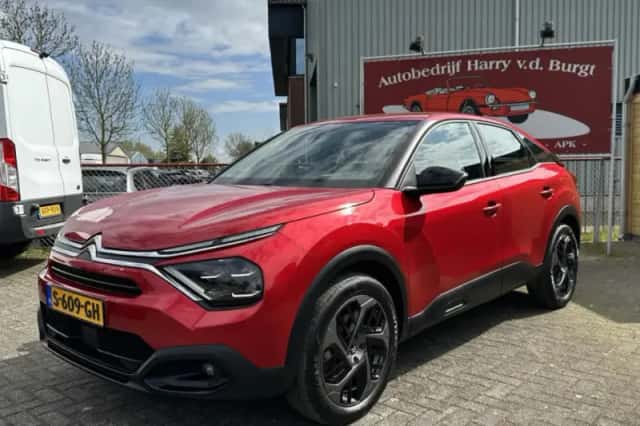 Citroën C4 (2022) thumbnail 1
