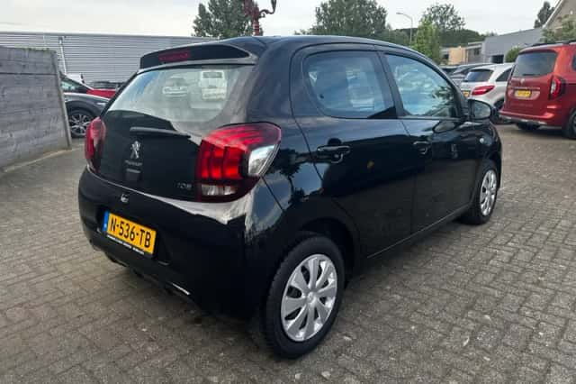 Peugeot 108 (2022) thumbnail 3