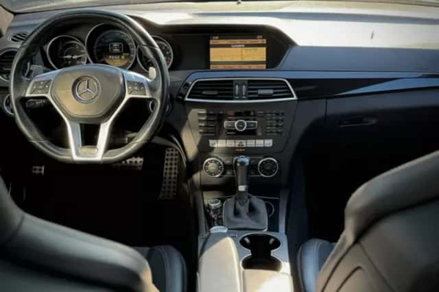 Mercedes-Benz C-Klasse (2012) thumbnail 3
