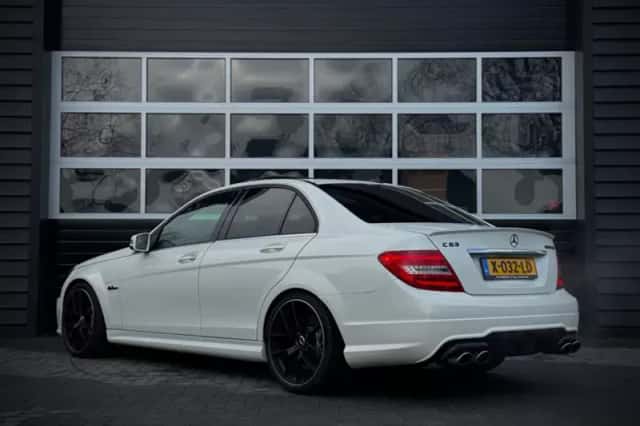 Mercedes-Benz C-Klasse (2013) thumbnail 3