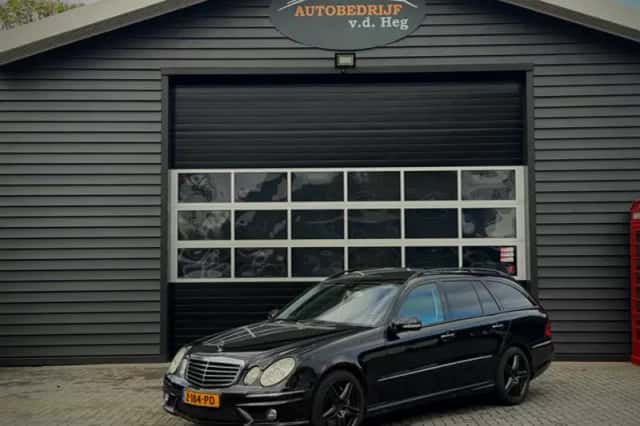 Mercedes-Benz E-Klasse (2009) thumbnail 1