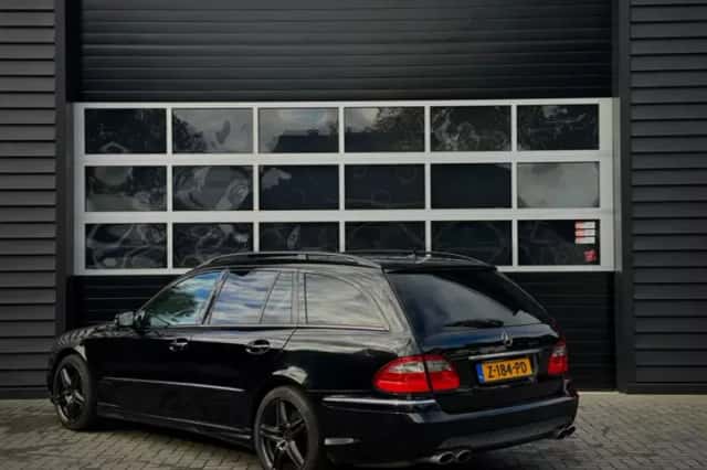 Mercedes-Benz E-Klasse (2009) thumbnail 3
