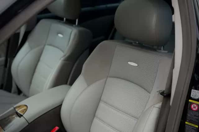 Mercedes-Benz E-Klasse (2009) thumbnail 5