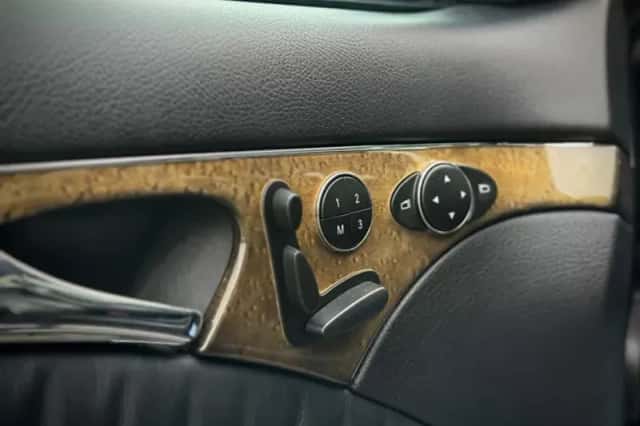 Mercedes-Benz E-Klasse (2006) thumbnail 4