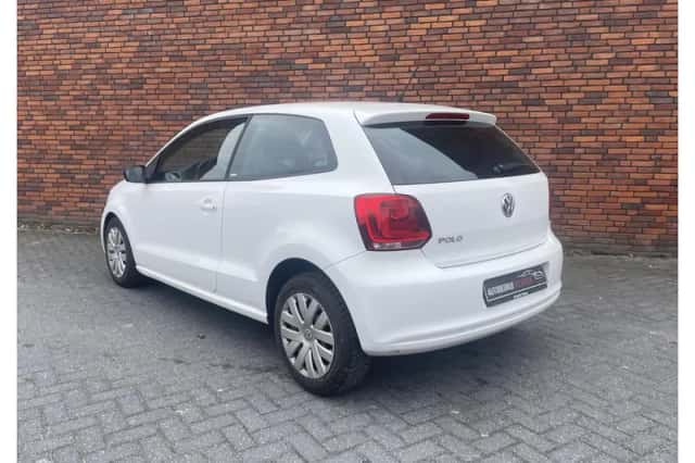 Volkswagen Polo (2010) thumbnail 3