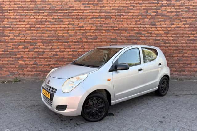 Suzuki Alto (2011) thumbnail 1