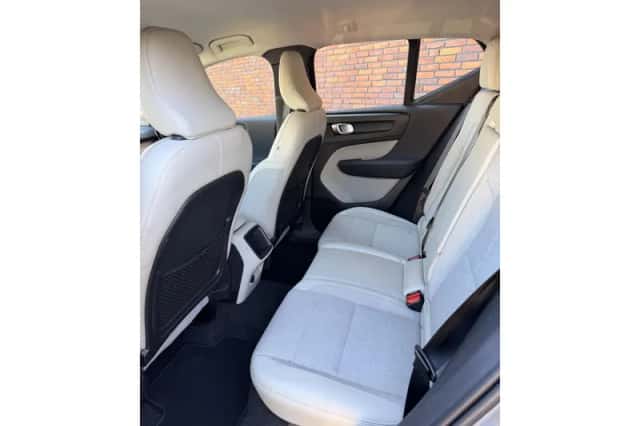 Volvo XC40 (2019) thumbnail 5