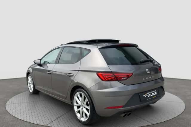 SEAT Leon (2017) thumbnail 4