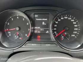 Volkswagen Polo (2014) thumbnail 11