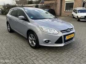 Ford Focus (2014) thumbnail 2