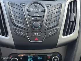 Ford Focus thumbnail 13