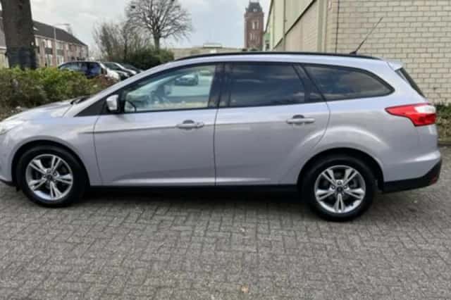 Ford Focus (2014) thumbnail 6