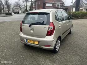 Hyundai i10 thumbnail 6