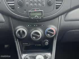 Hyundai i10 thumbnail 10