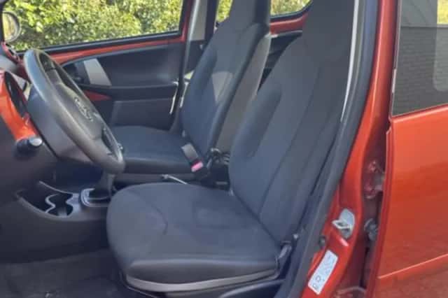 Toyota Aygo (2012) thumbnail 6
