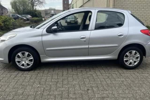 Peugeot 206 (2009) thumbnail 2