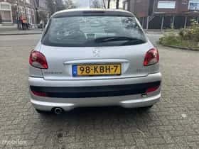 Peugeot 206 thumbnail 9