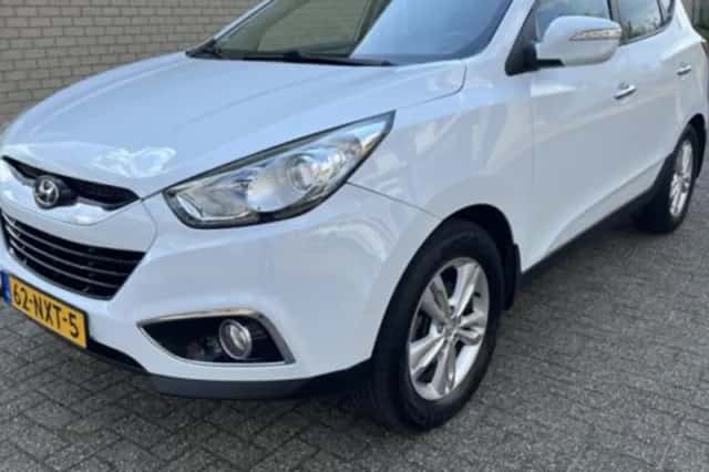 Hyundai ix35 (2011) thumbnail 1