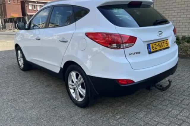 Hyundai ix35 (2011) thumbnail 2
