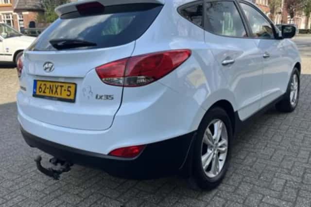 Hyundai ix35 (2011) thumbnail 6