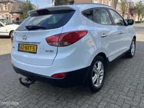 Hyundai ix35 (2011) thumbnail 6
