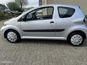 Toyota Aygo thumbnail 6