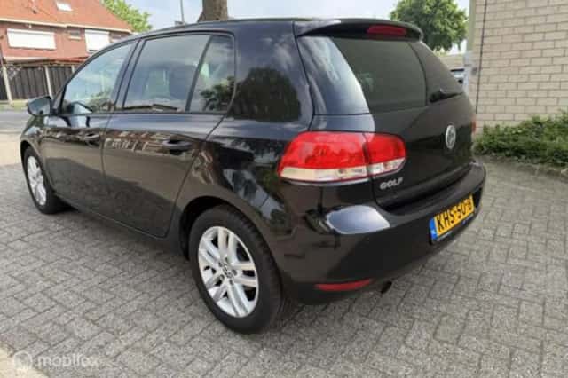 Volkswagen Golf (2026) thumbnail 4