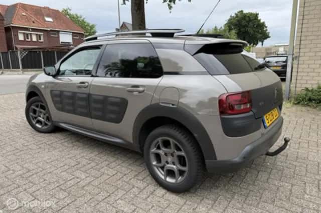 Citroën C4 (2015) thumbnail 4