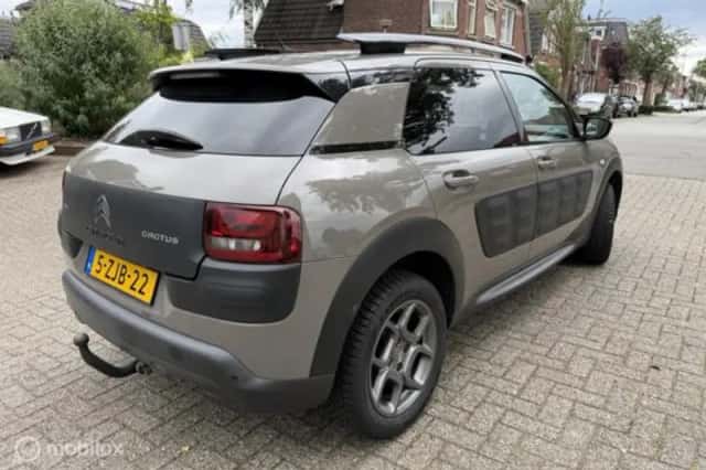 Citroën C4 (2015) thumbnail 5