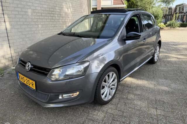 Volkswagen Polo (2012) thumbnail 1