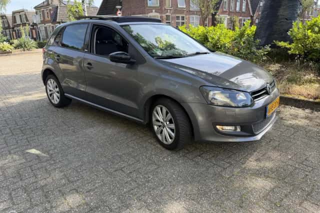 Volkswagen Polo (2012) thumbnail 5